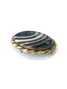 9ct Gold Banded Agate Rounded Brooch