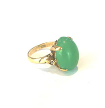 14ct Yellow Gold 10ct Chrysoprase Ring
