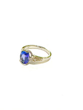 9ct White Gold Tanzanite and Diamond Ring