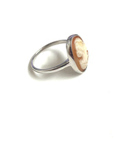 9ct White Gold Conch Shell Cameo Pre-Raphaelite Ring