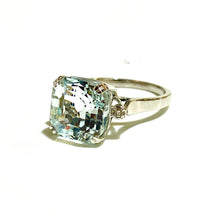 9ct White Gold 6.4ctw Aquamarine and Diamond Ring