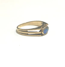 9ct Gold Oval Opal Ring