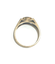 9ct Gold Oval Opal Ring