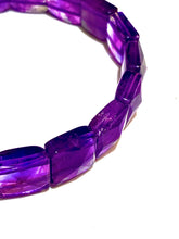 Elasticated Amethyst Bracelet