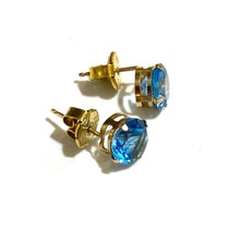 9ct Yellow Gold Blue Zircon Stud Earrings