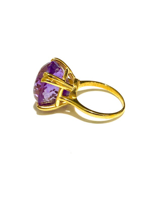 9ct Yellow Gold Faceted Claw Amethyst Ring