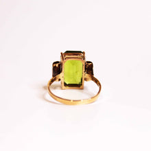 9ct Yellow Gold Rectangular Cut Peridot Ring