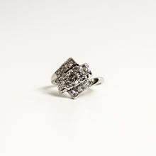 18ct White Gold 1.04ctw Diamond Ring