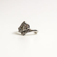18ct White Gold 1.04ctw Diamond Ring