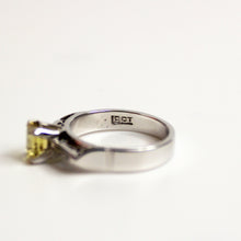 18ct White Gold Diamond and Yellow Sapphire Ring
