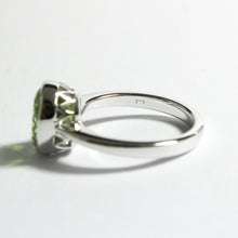 9ct White Gold 3.58ct Peridot Ring