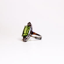 9ct White Gold Peridot and Diamond Ring