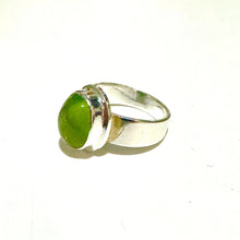 4.96g Sterling Silver Cabochon Peridot Ring