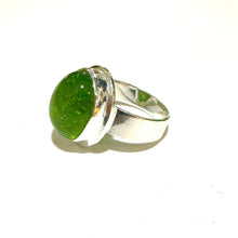 5.25g Sterling Silver Cabochon Peridot Ring