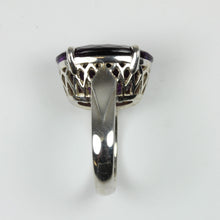 9ct White Gold Oval Cut Amethyst Ring
