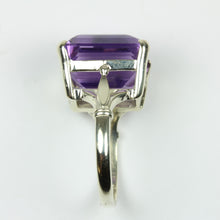 9ct White Gold Emerald-Cut Amethyst Ring