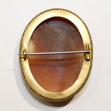 Antique 9ct Yellow Gold Conch Shell Cameo Brooch