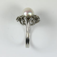 18ct White Gold Cultured Pearl and Diamond Ring