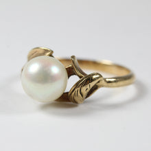 Elegant 9ct Yellow Gold Cultured Pearl Ring