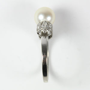 14ct White Gold Diamond and Cultured Pearl Ring
