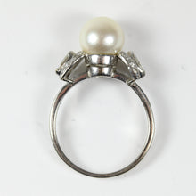 14ct White Gold Diamond and Cultured Pearl Ring