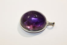Sterling Silver Cabochon Amethyst Round Pendant