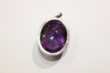 Sterling Silver Cabochon Amethyst Round Pendant