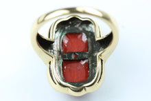 9ct Yellow Gold Coral and Onyx Ring