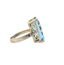 9ct White Gold Swiss Blue Topaz Ring