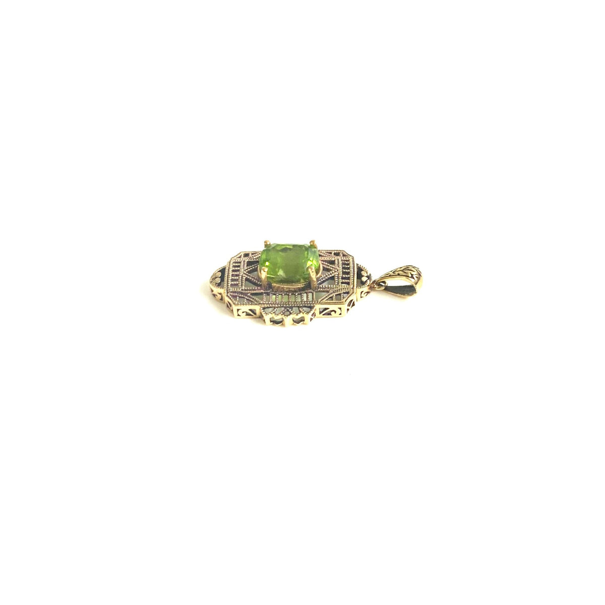 9ct Yellow Gold Peridot Filigree Deco Style Pendant
