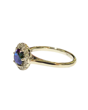 1.1 Carat Sapphire and Diamond Ring set in 18ct White Gold