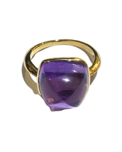 9ct Yellow Gold Square Bullet Shaped Amethyst Ring