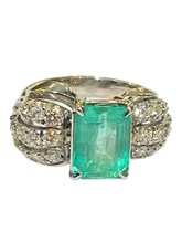 18ct White Gold Emerald and Diamond Ring