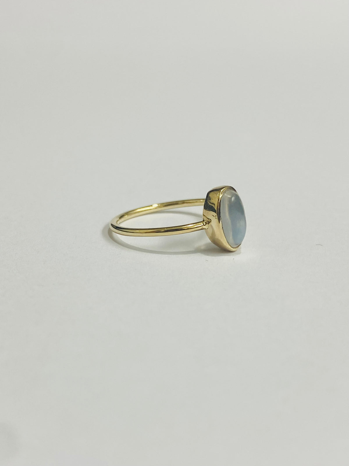 9ct Yellow Gold Moonstone Ring