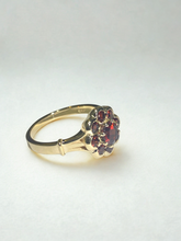 9ct Gold Cluster Garnet Ring