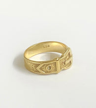 9ct Gold Belt Ring
