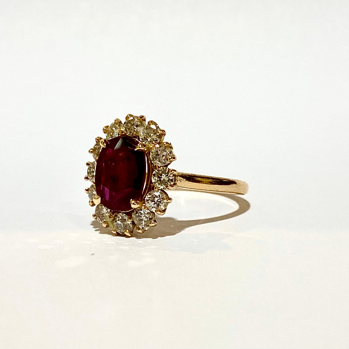 18ct Yellow Gold Ruby and Brilliant cut Diamond Dress Ring