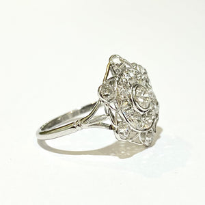 18ct White Gold Diamond Cluster Ring