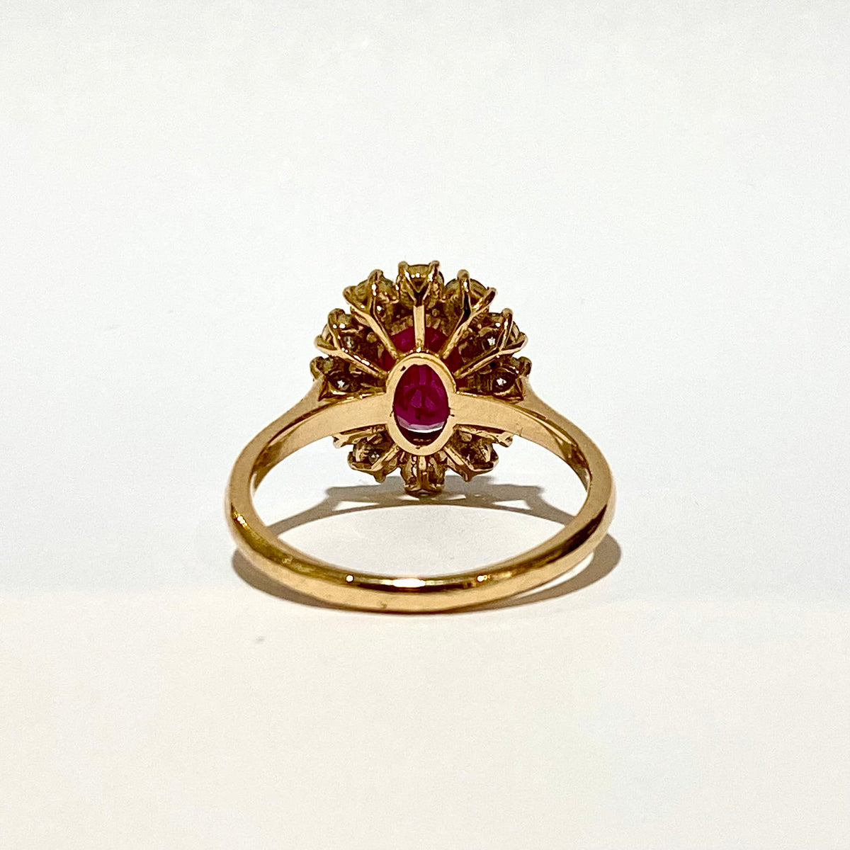 18ct Yellow Gold Ruby and Brilliant cut Diamond Dress Ring