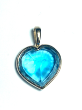 9ct Yellow Gold Blue Topaz Heart Pendant