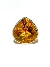 9ct Yellow Gold Pear-Shaped Citrine Ring