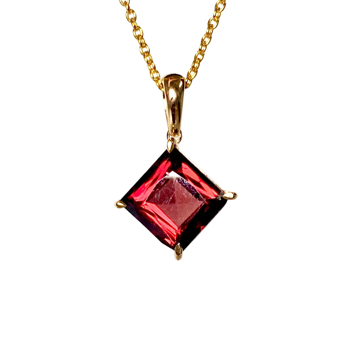 9ct Yellow Gold 7.25ct Square Cut Garnet Pendant