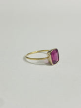 9ct Yellow Gold Pink Tourmaline Ring (2ct)
