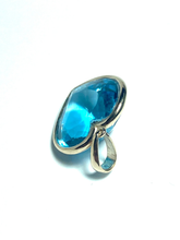 9ct Yellow Gold Blue Topaz Heart Pendant