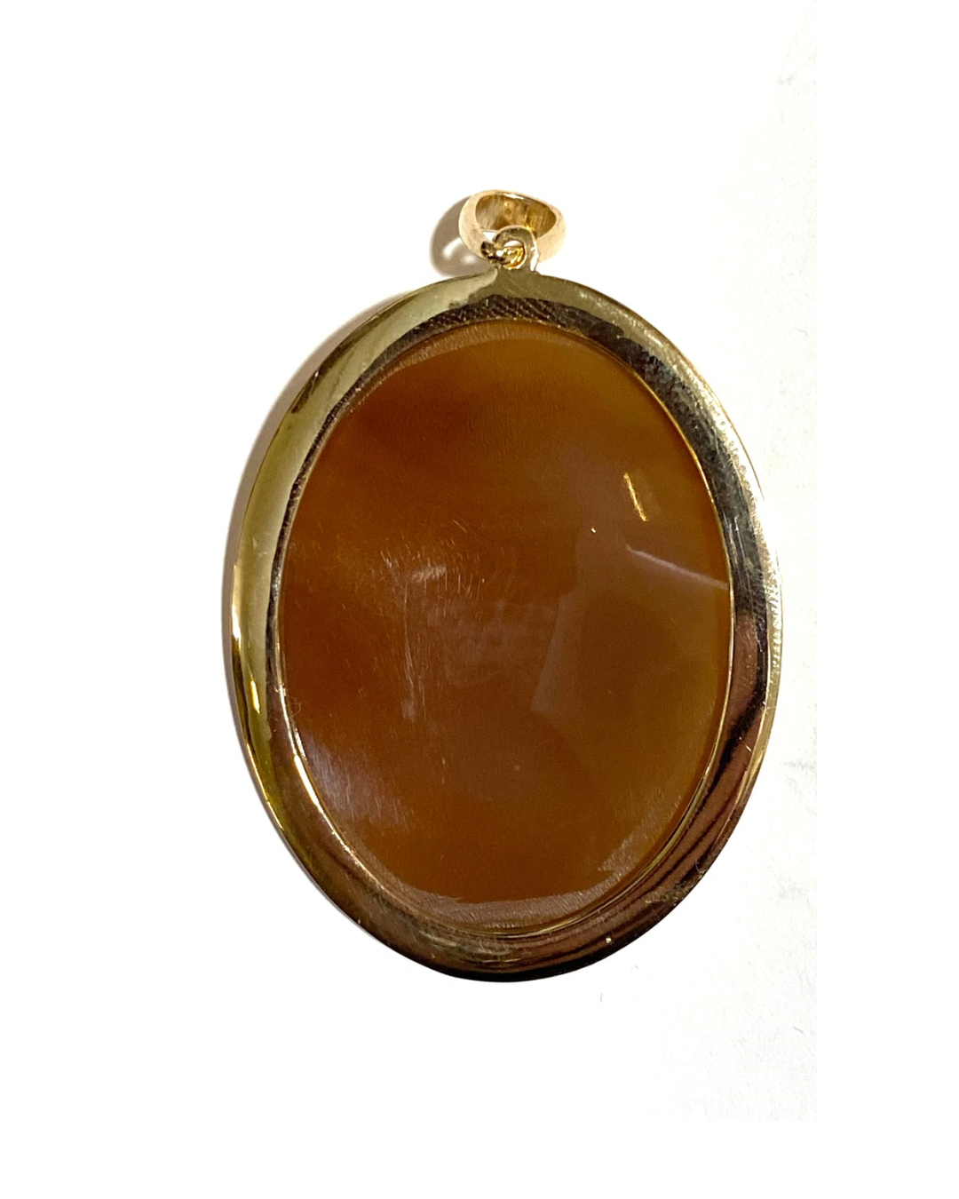 Antique Hand-Carved Cameo Pendant in 9ct Gold