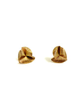 Vintage 9ct Yellow Gold Rippled Stud Earrings
