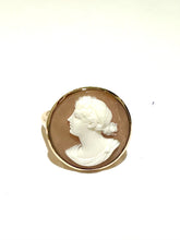 9ct Gold Conch Shell Cameo Dress Ring