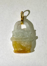 18ct Yellow Gold Jadeite Pendant