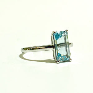 9ct White Gold, 1.2ct Natural Aquamarine Ring