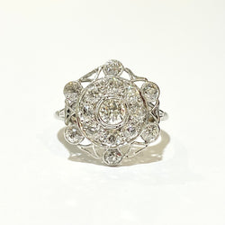 18ct White Gold Diamond Cluster Ring